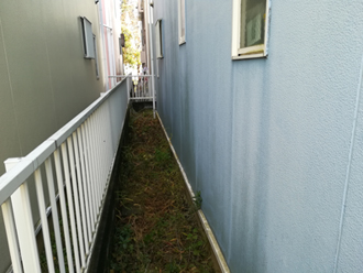 都市部だが、お隣りとの距離は取られている