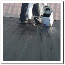 弱溶剤シリコン塗料で屋根塗装イメージ
