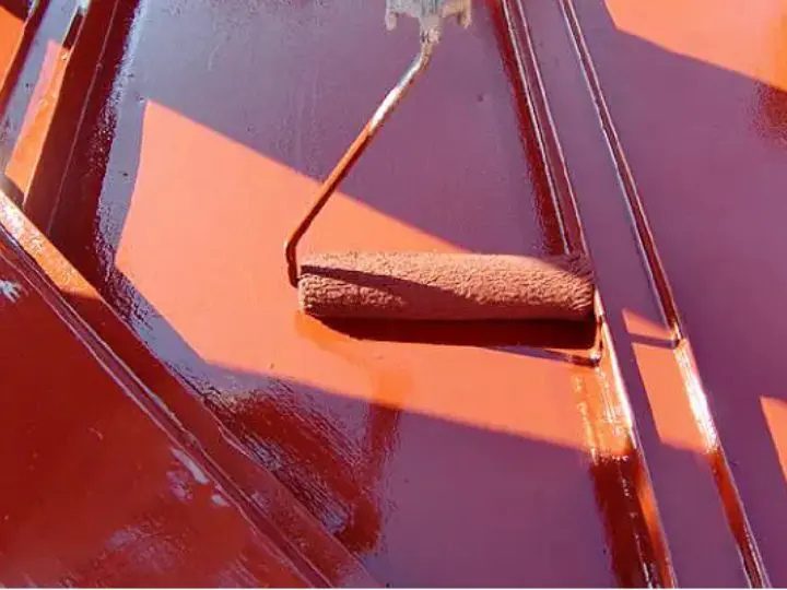 鋼板屋根の塗装メンテナンス