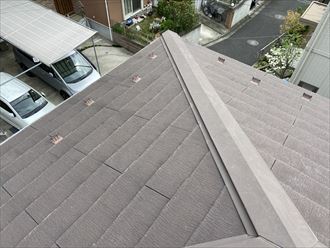 川崎市幸区遠藤町にて、築１０年のスレート屋根にメンテナンスをご検討中のお住まいの調査を行い、屋根塗装によるメンテナンスをご提案