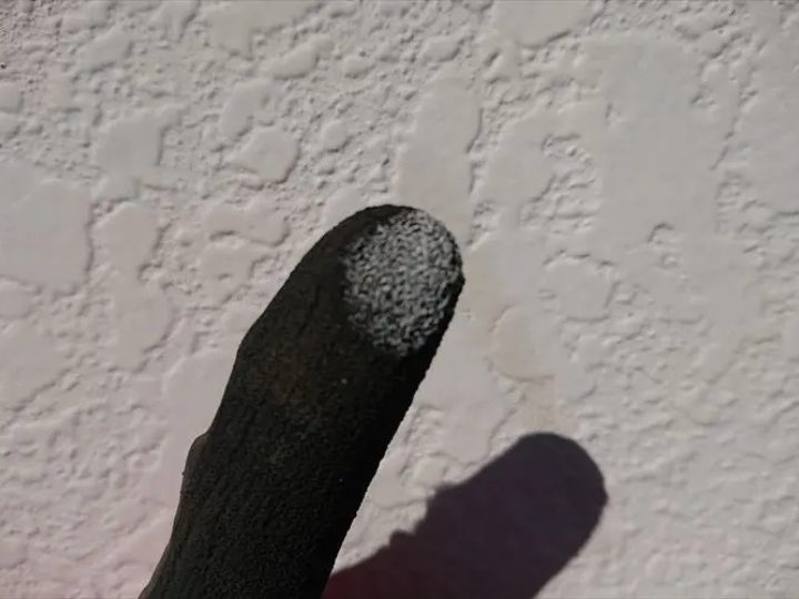 外壁のチョーキング現象