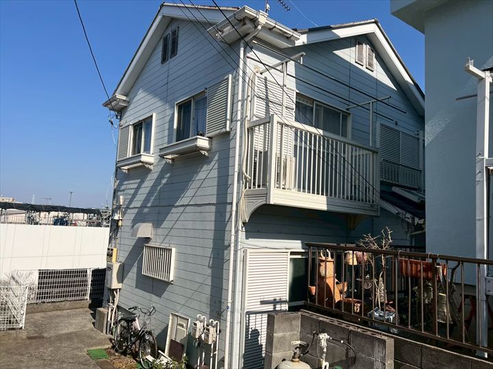 住宅外観の全景