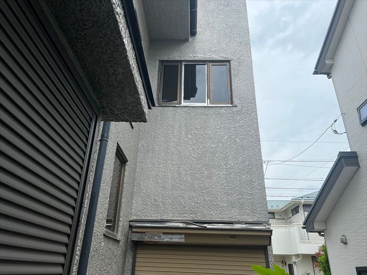 外壁と窓まわり全景