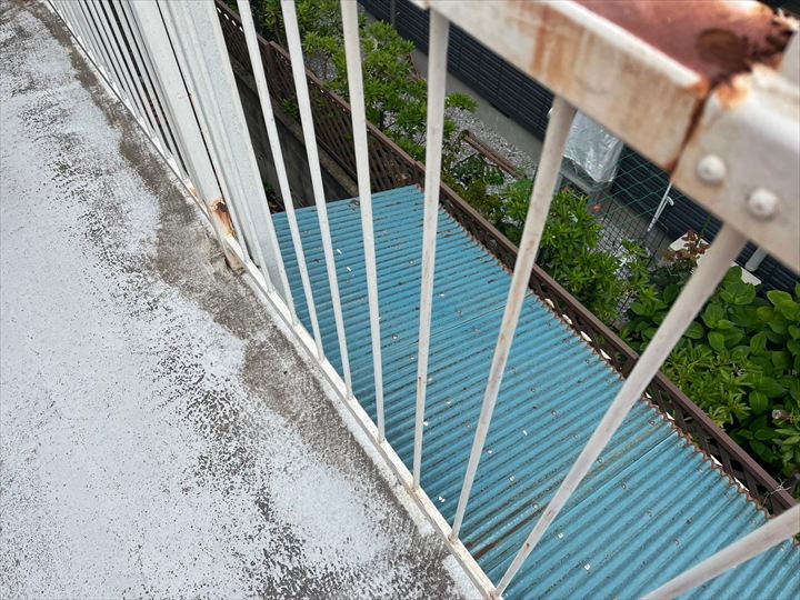 手すり上部の錆び