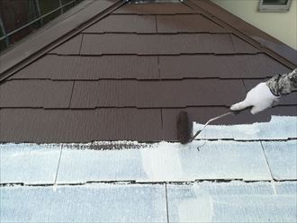 川崎市麻生区万福寺で棟板金交換に伴い遮熱塗料サーモアイSiで屋根塗装