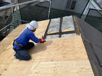 屋根葺き替え工事１