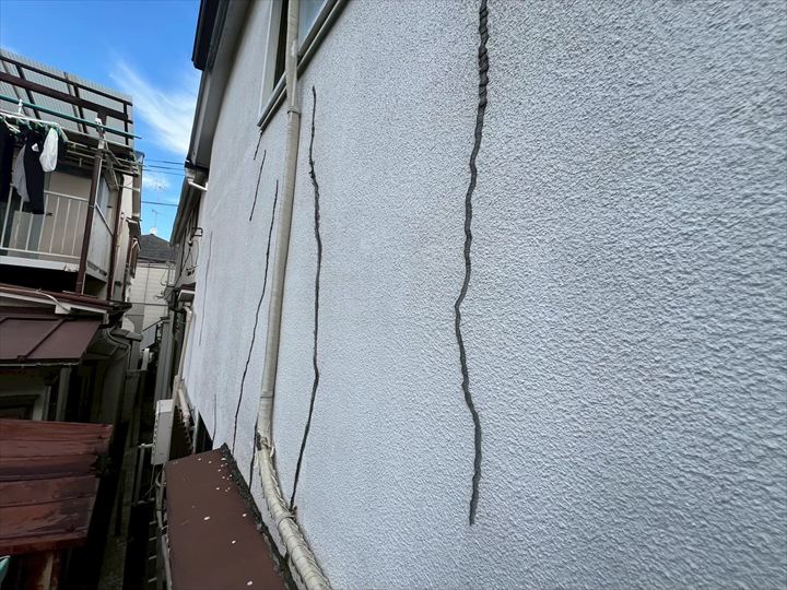 外壁の補修跡