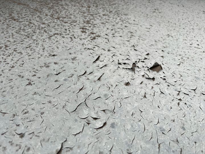 剝がれたトップコート