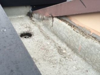 立ち上がり部の剥離