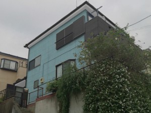 神奈川県神奈川区　外壁塗装　外壁の色　クリーム　ブルーグレー