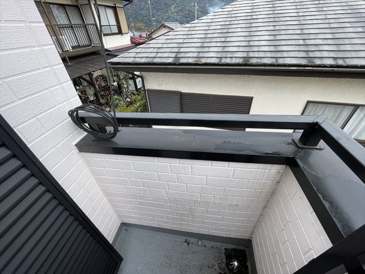 問題のバルコニー