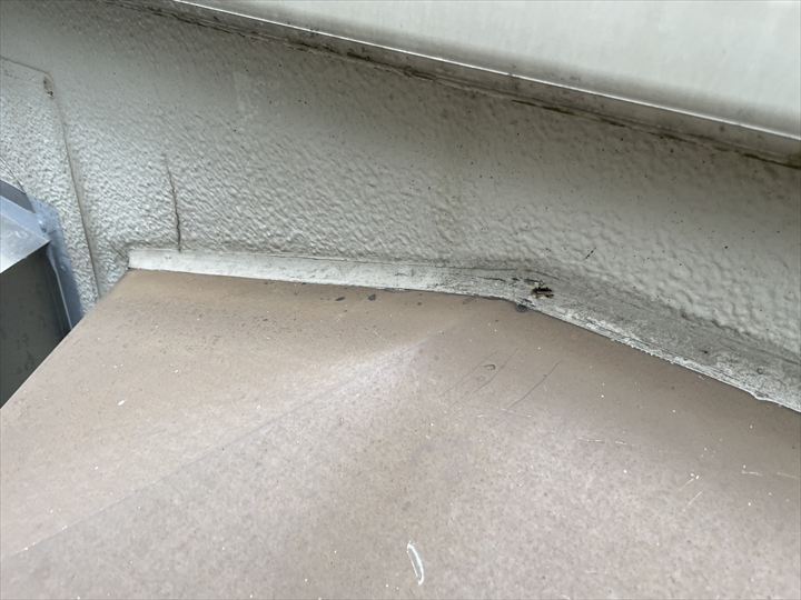 付け根のコーキング