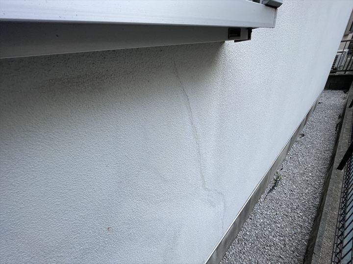 モルタル外壁のひび割れ