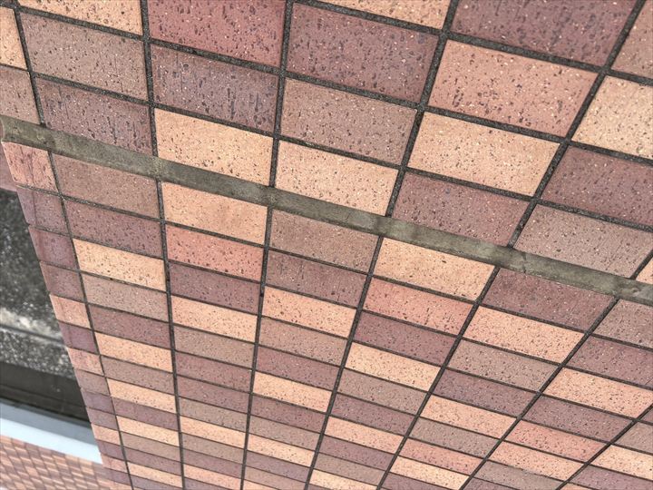 目地のコーキングの劣化