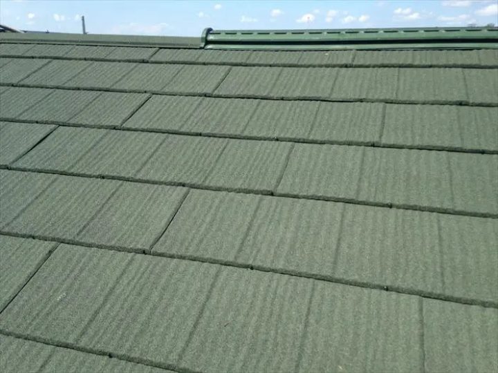 ジンカリウム鋼板屋根