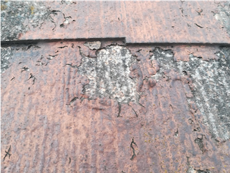 海老名市杉久保南にて現地調査、劣化が進み表面が剥がれてしまったスレート屋根をベスコロフィラーで蘇らせることができます