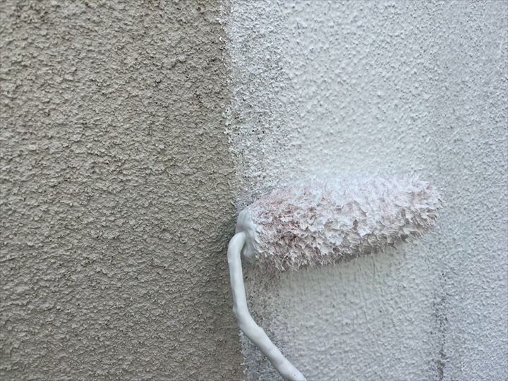 下塗りにはパーフェクトフィラーを使用