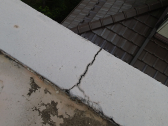 パラペットのひび