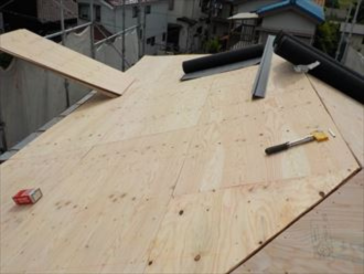 野地板の増張り