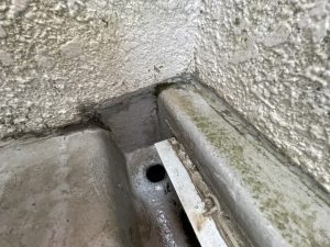 後から防水を行った形跡