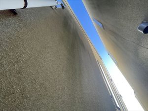 苔の生えた外壁