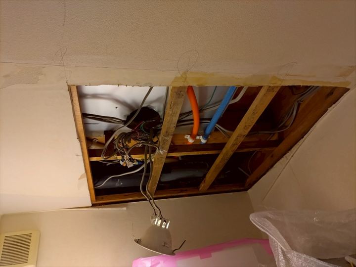 腐食したボードを取り除きました