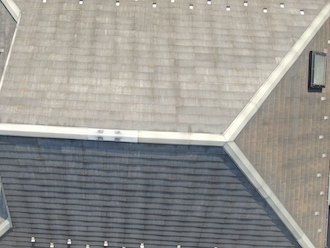 厚木市愛甲西にて現地調査、スレート屋根は塗装を怠ると葺き替え工事やカバー工事など大規模な工事が必要となってしまいます