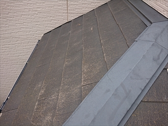 屋根廻りのスレートの劣化