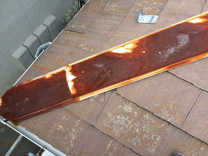 棟板金の錆