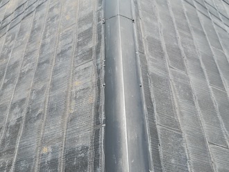 川崎市高津区二子にてスレート屋根の点検調査、屋根の塗装を怠ると色あせだけでなく様々な症状を引き起こします