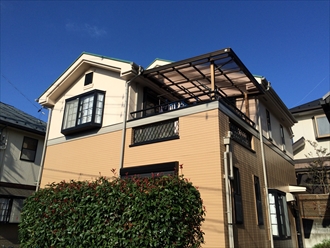 横浜市瀬谷区築１７年で傷んだ屋根と外壁にパーフェクトシリーズを使用