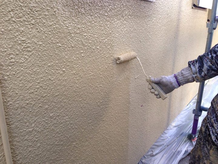 塗装でモルタル外壁のひび割れ予防