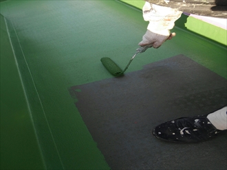 横浜市緑区で陸屋根のトップコート塗装、塩ビシート防水面のメンテナンス4