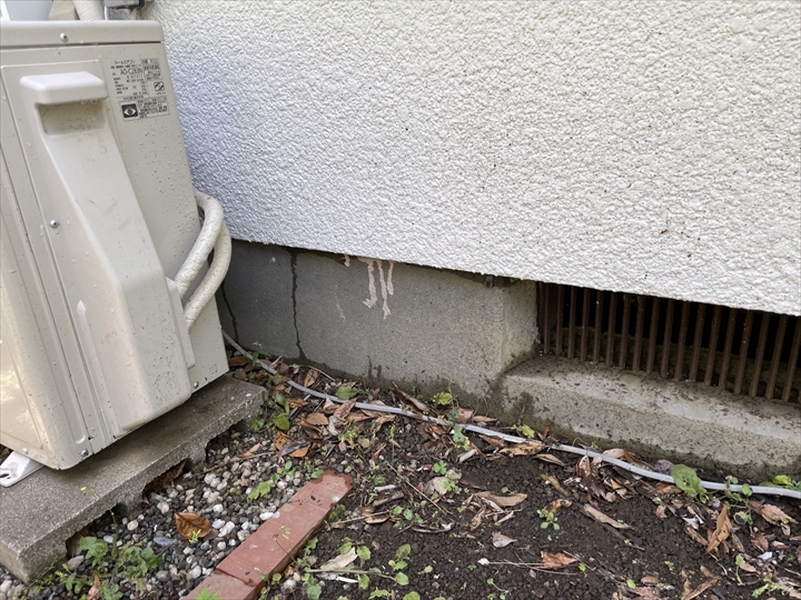 雨漏りの形跡