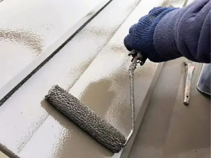 鋼板屋根の塗装