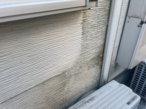 汚れた外壁