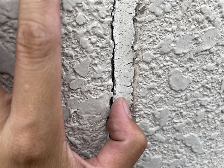 ALCのシーリングが劣化していました