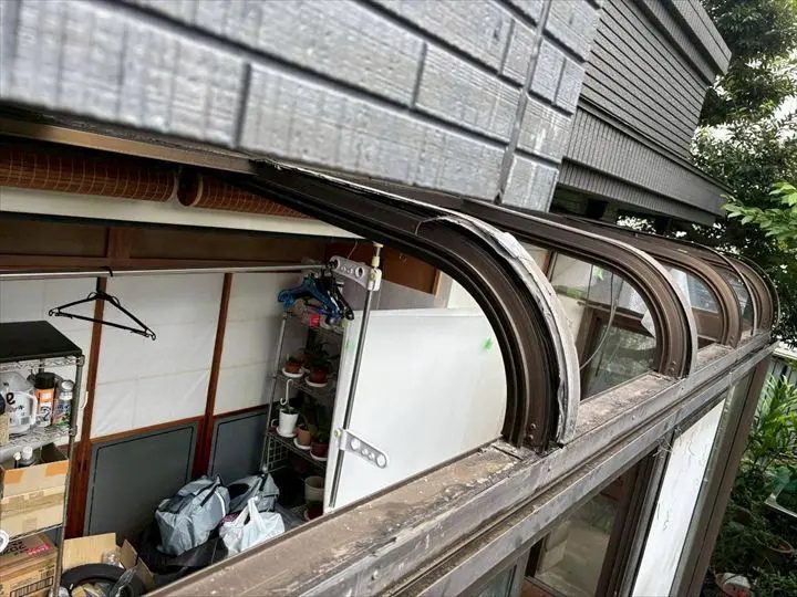 ポリカ波板屋根の工事