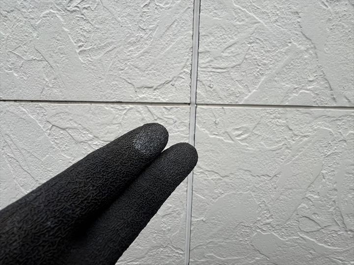 手袋に付く白い粉