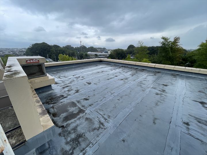 広い屋上の防水