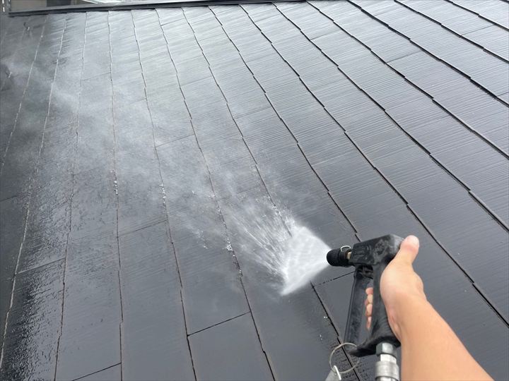 屋根の高圧洗浄