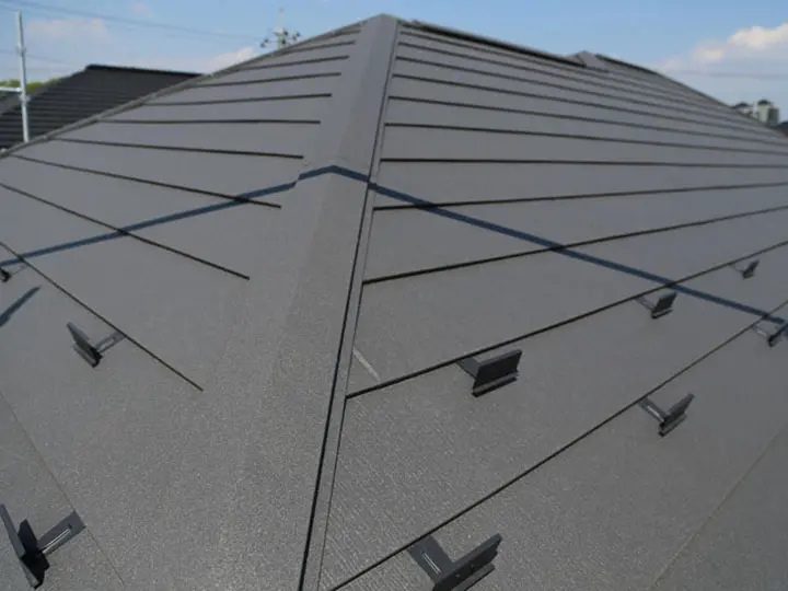 ガルバリウム鋼板が使用された屋根