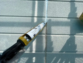 サイディング目地のコーキング