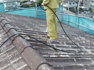 横浜市中区　高圧洗浄　屋根洗浄